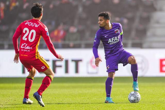 王哲林41+9上海胜天津 程帅澎18分浙江胜宁波